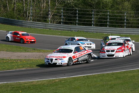 Mattias Andersson i front